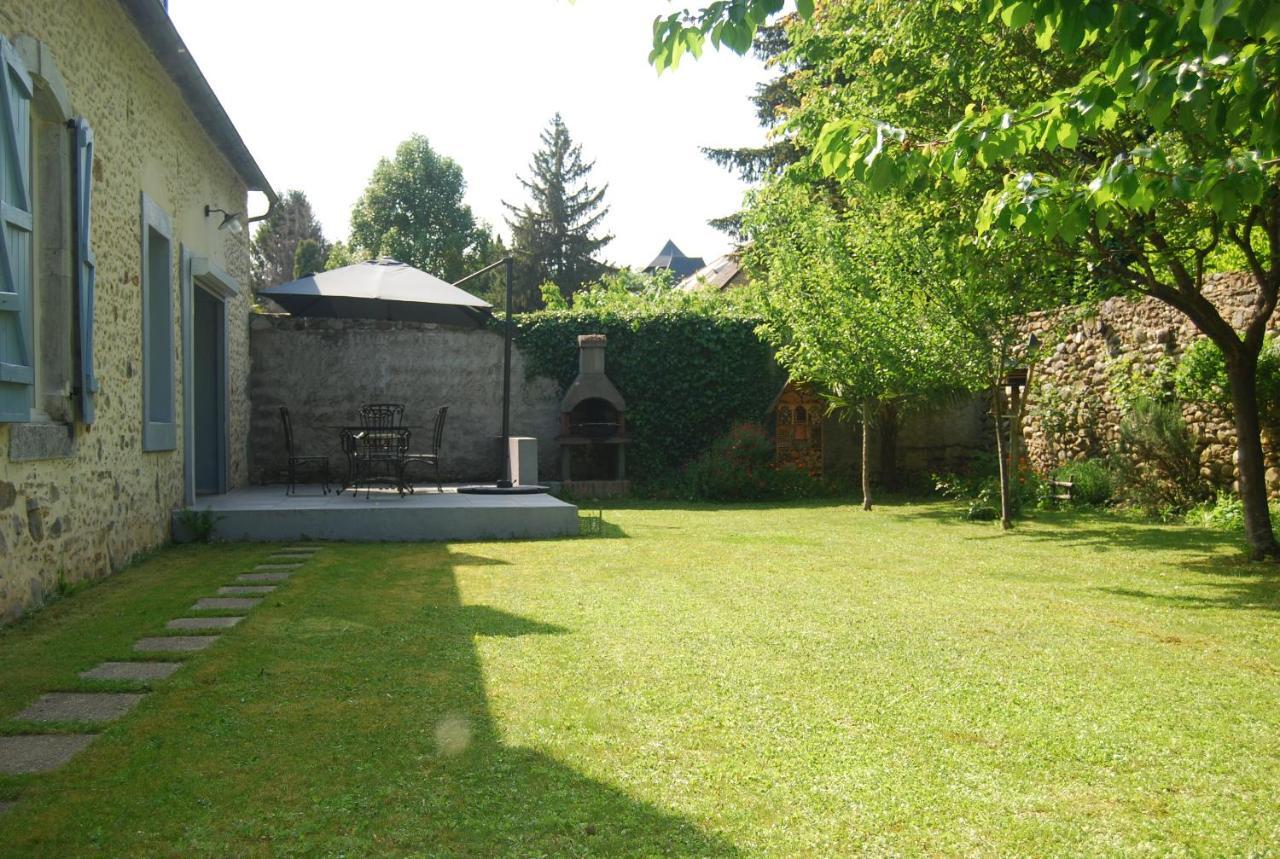 La Ferme Aux Fleurs Bed and Breakfast Ossun Eksteriør billede